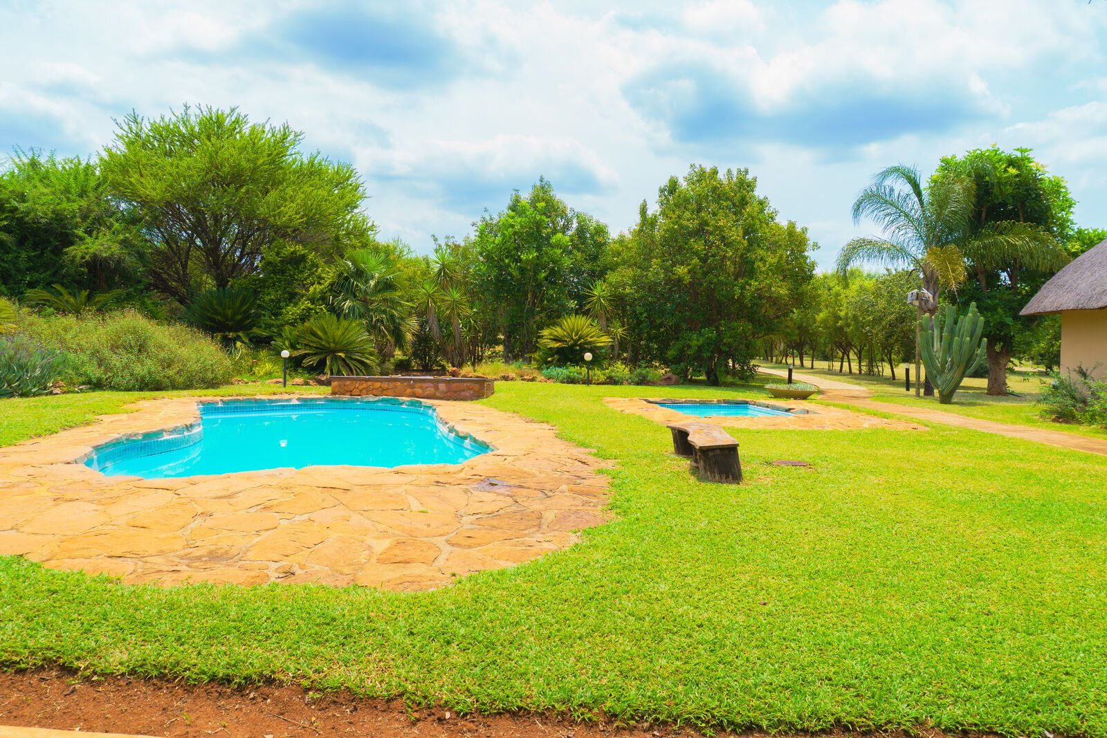 Gallery Inn, Bela Bela